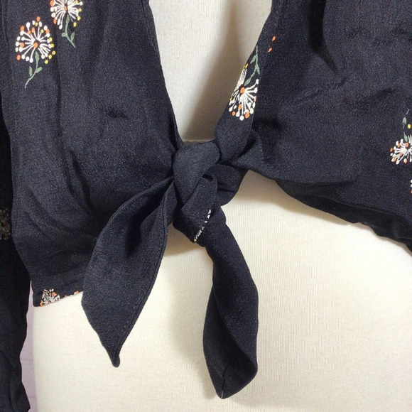 Reformation Navy Blue Floral Long Sleeve Tie Front Top - Size XS - Picture 3 of 7